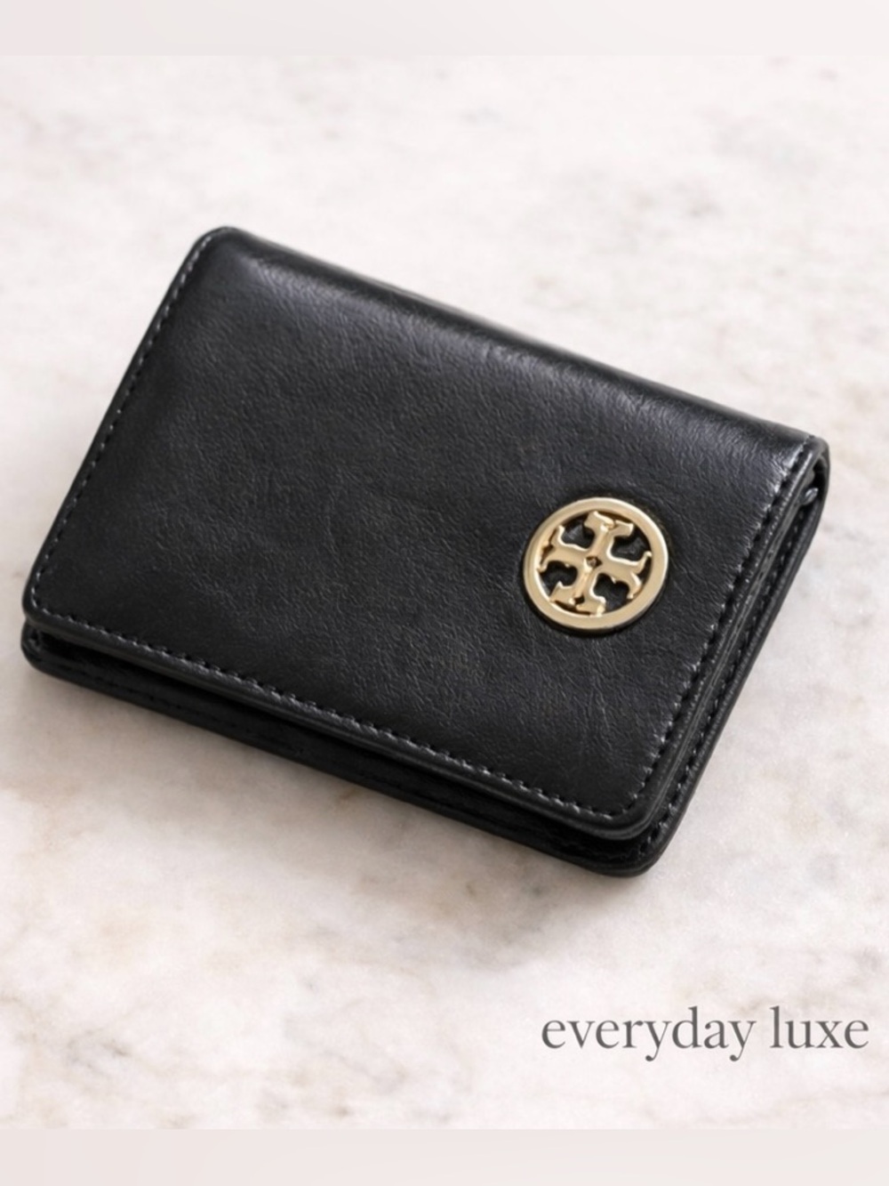 Tory Burch Black Leather Fold Wallet | Classic Logo | Everyday Luxe